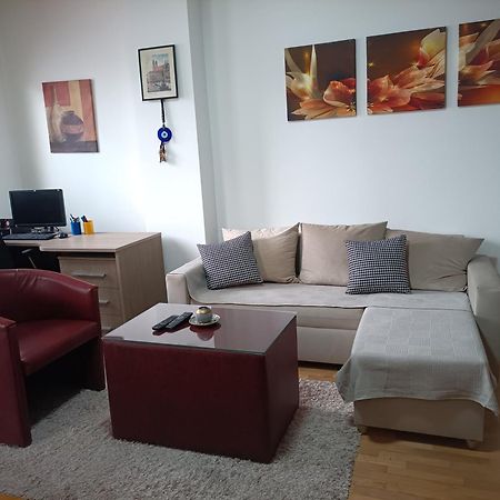 Centar Apartment Aleks Escópia Exterior foto