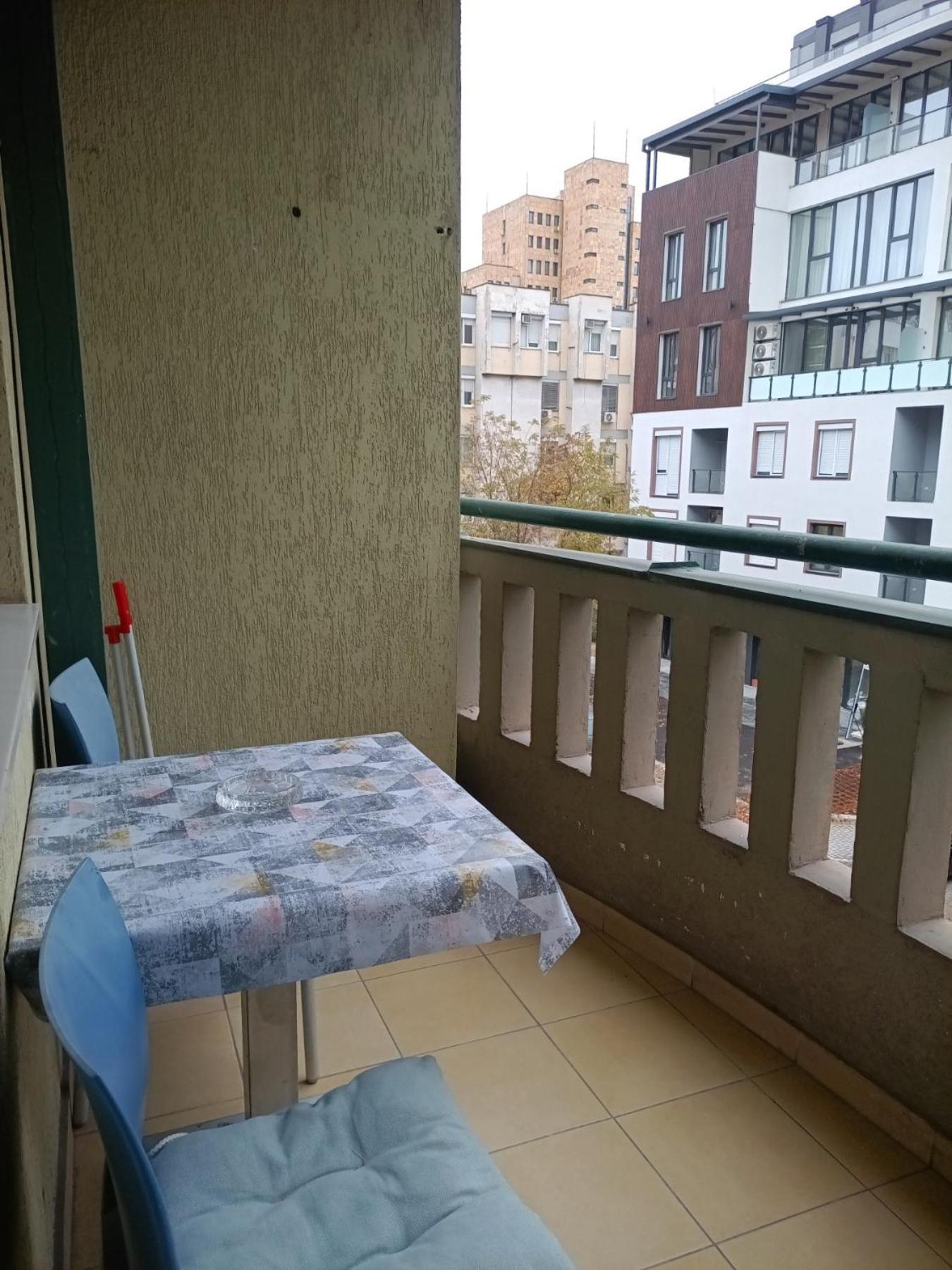 Centar Apartment Aleks Escópia Quarto foto
